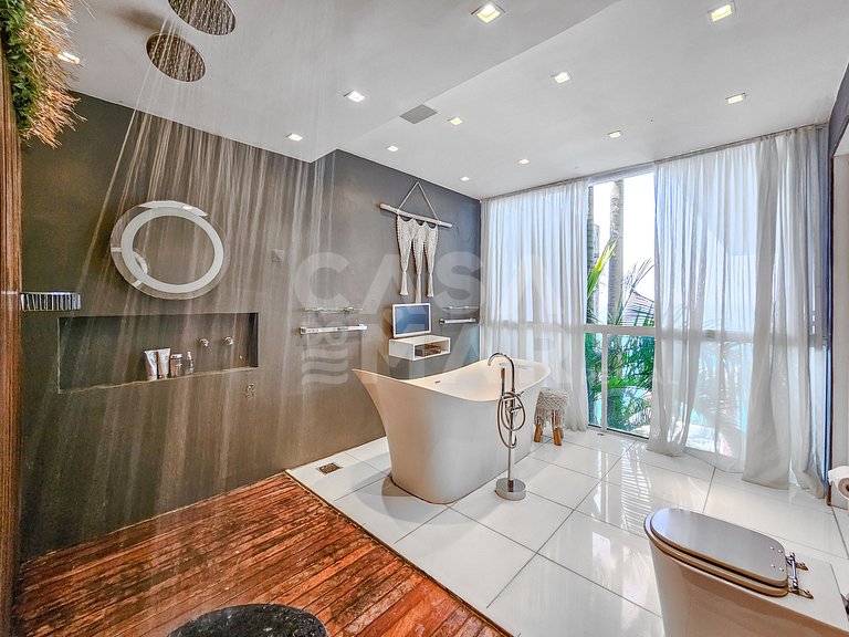 Beautiful house in Joá, with an incredible view of the sea i