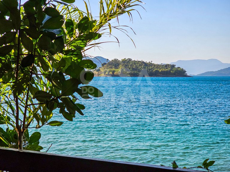 Magnífica ilha paradisíaca, em Angra dos Reis