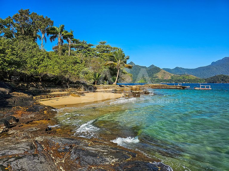 Magnífica ilha paradisíaca, em Angra dos Reis