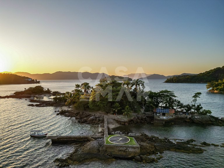 Magnífica ilha paradisíaca, em Angra dos Reis