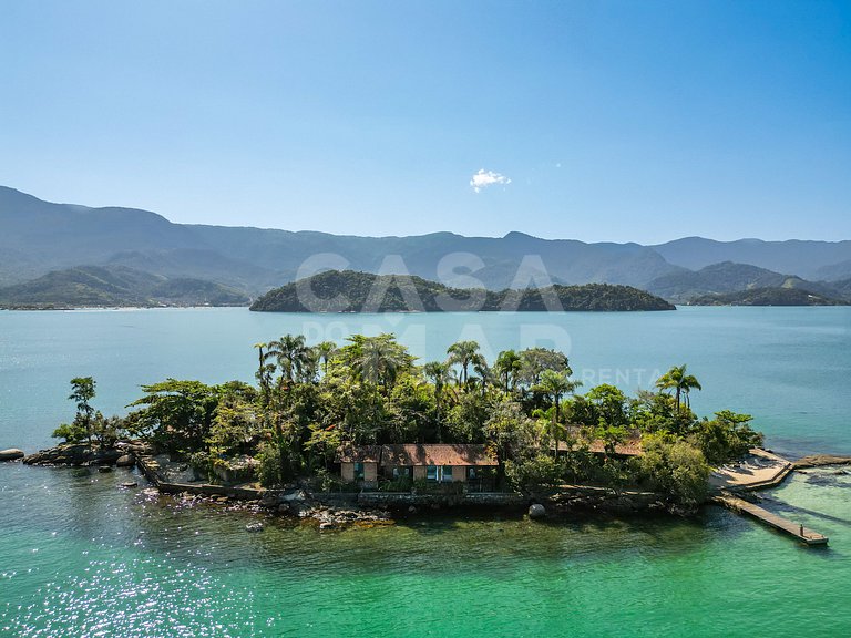 Magnífica ilha paradisíaca, em Angra dos Reis