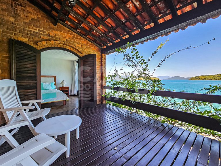 Magnífica ilha paradisíaca, em Angra dos Reis