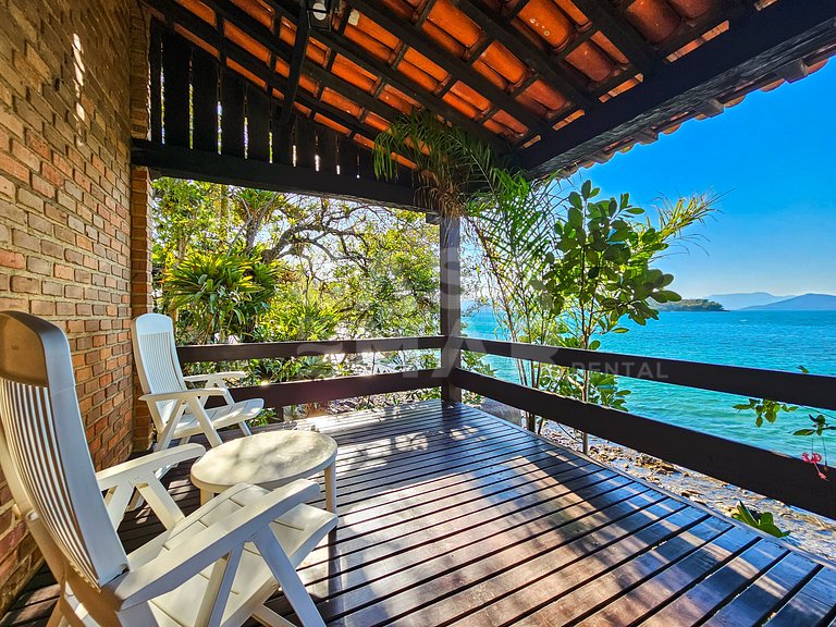 Magnífica ilha paradisíaca, em Angra dos Reis