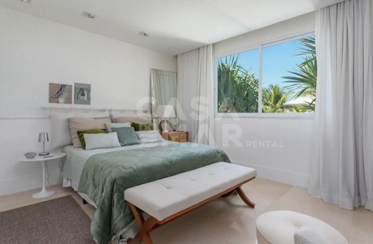 Linda casa com cinco suítes, em condomínio de alto luxo