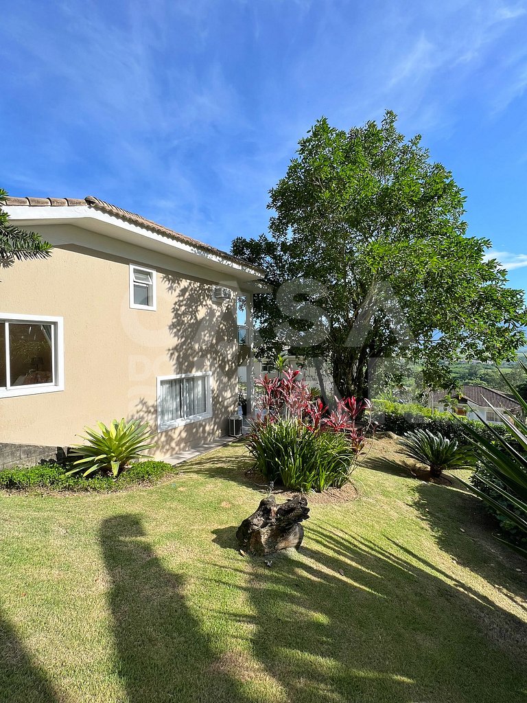 Beautiful house with 5 bedrooms, in a condominium in Recreio