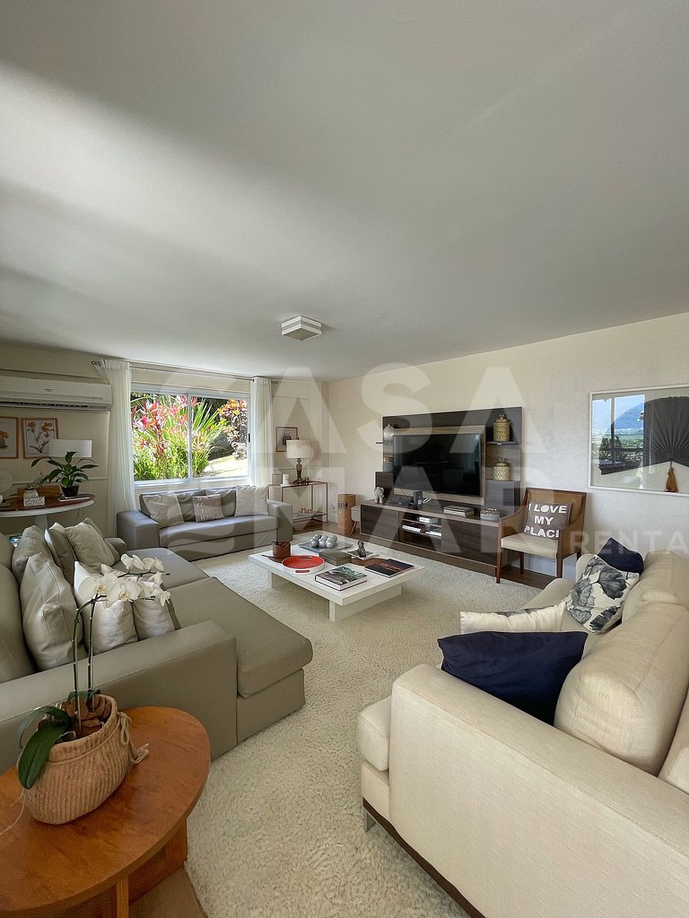 Beautiful house with 5 bedrooms, in a condominium in Recreio