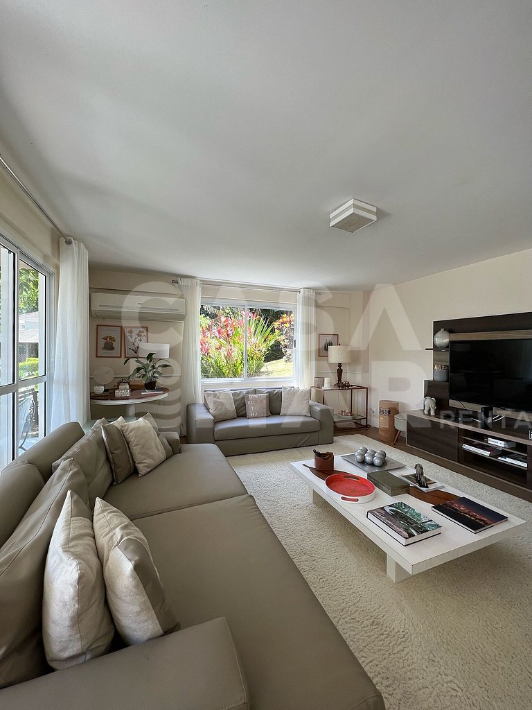Beautiful house with 5 bedrooms, in a condominium in Recreio