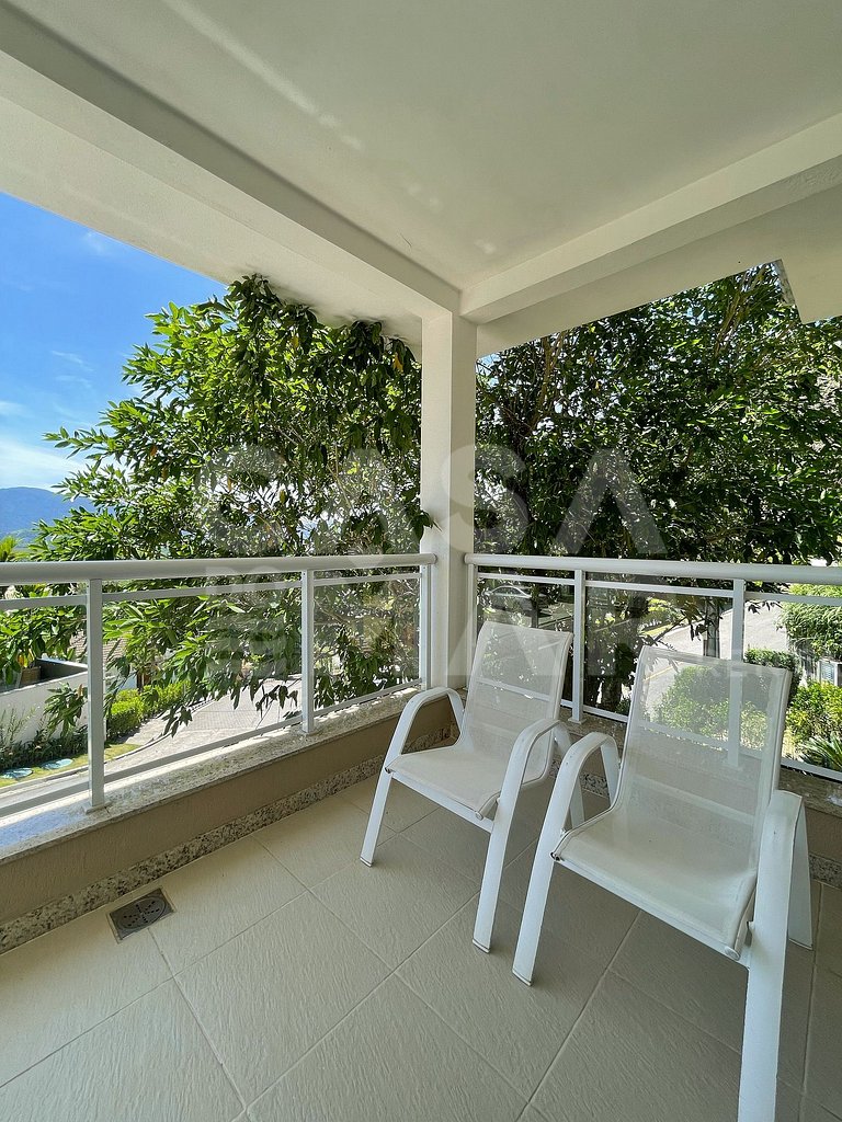 Beautiful house with 5 bedrooms, in a condominium in Recreio