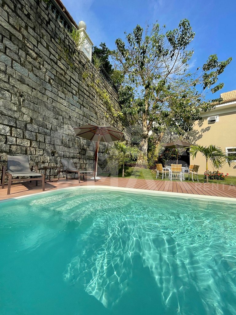 Beautiful house with 4 bedrooms, swimming pool, barbecue, in