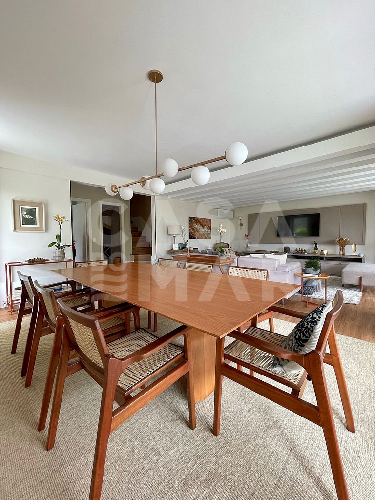Beautiful house with 4 bedrooms, swimming pool, barbecue, in