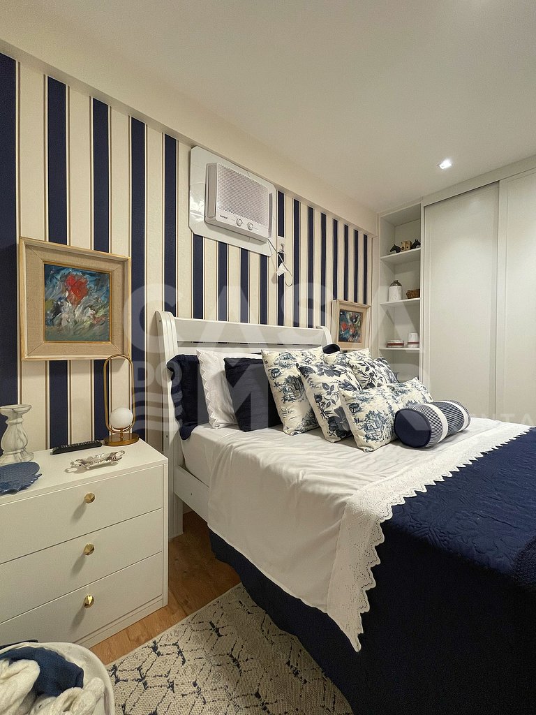 Linda casa com 4 quartos, piscina, churrasqueira, em condomí