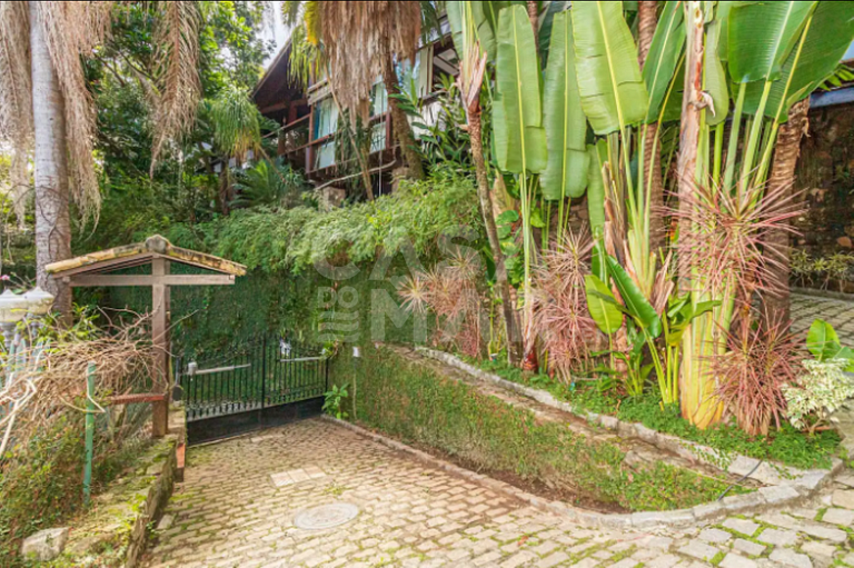 Vivencie o Luxo e a Natureza nesta linda casa
