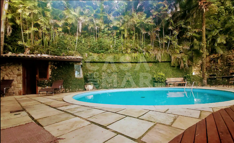 Vivencie o Luxo e a Natureza nesta linda casa