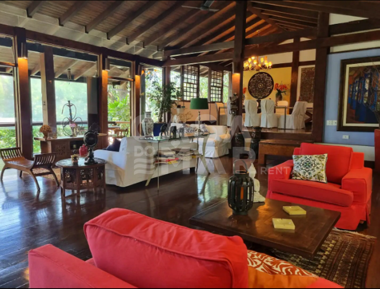 Vivencie o Luxo e a Natureza nesta linda casa