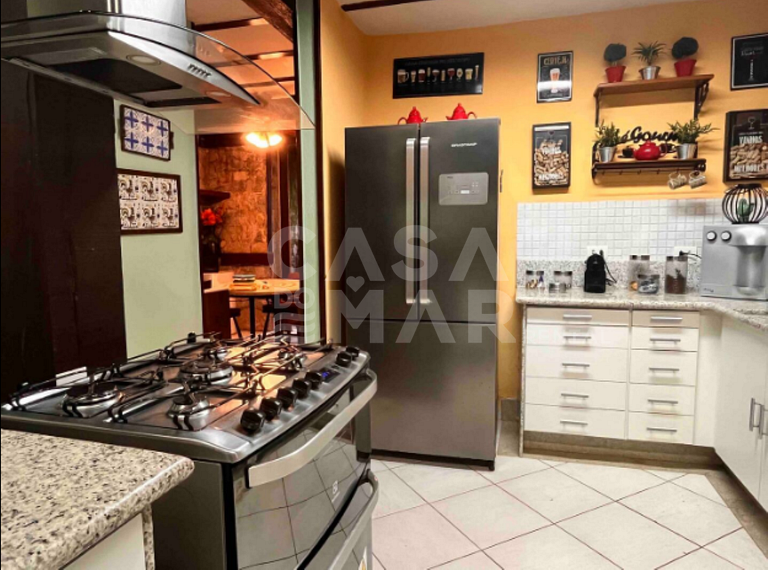 Vivencie o Luxo e a Natureza nesta linda casa
