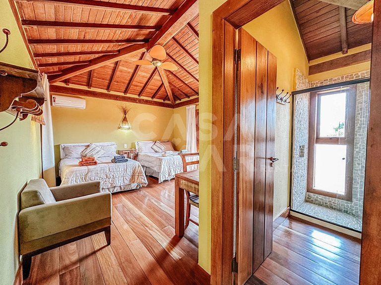 Linda casa com cinco suítes, na Ferradura