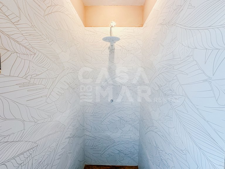 Linda casa com cinco suítes, na Ferradura