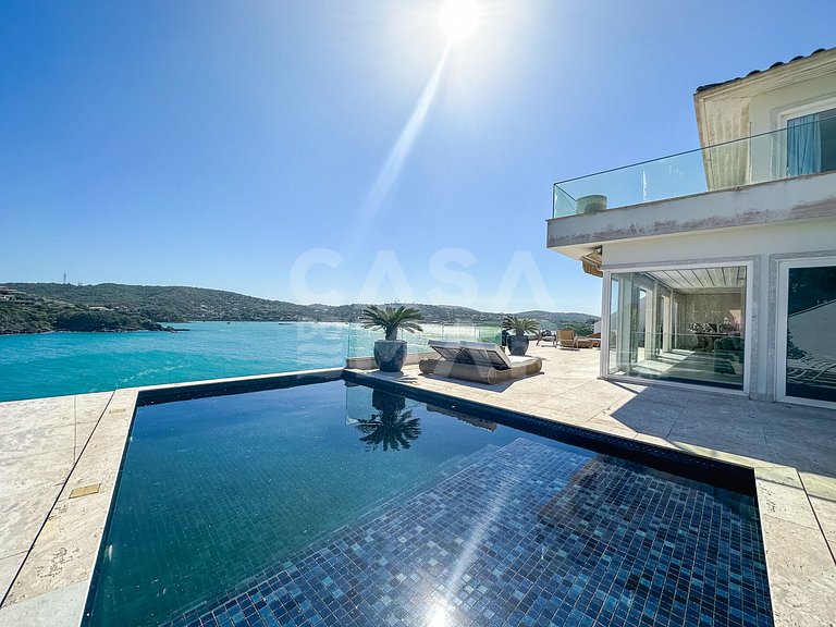Beautiful house in Ferradura, with unique views of Ferradura