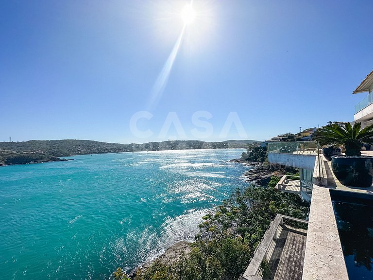 Lindíssima casa na Ferradura, com vista única da Ferradura