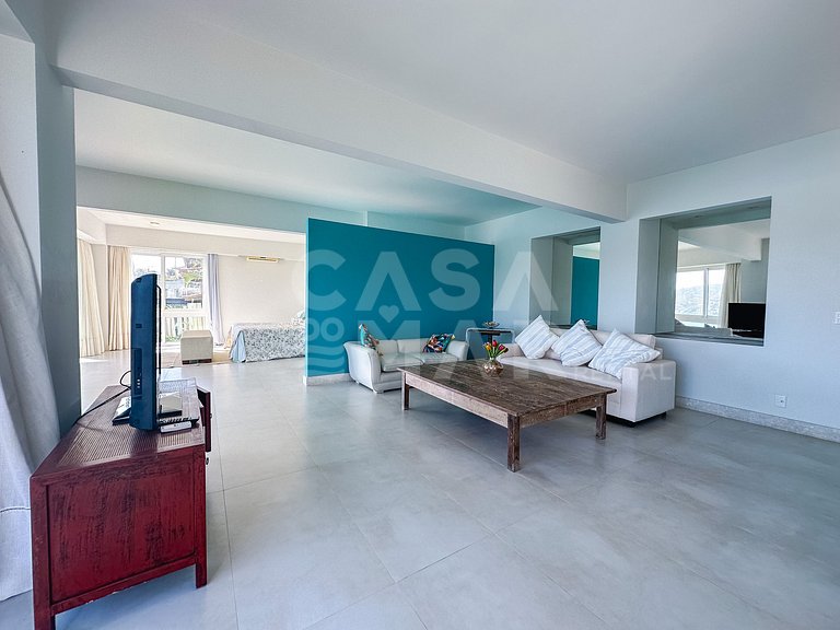 Lindíssima casa na Ferradura, com vista única da Ferradura