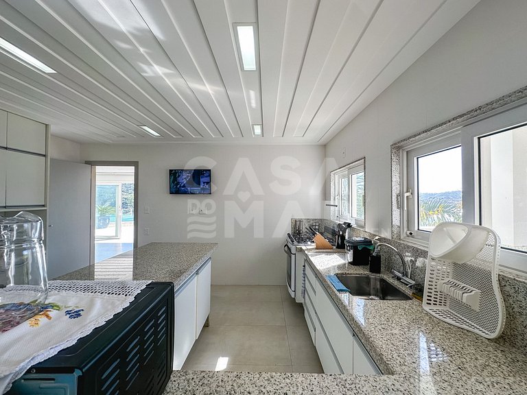 Lindíssima casa na Ferradura, com vista única da Ferradura