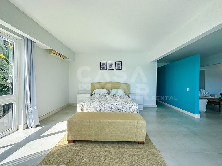 Beautiful house in Ferradura, with unique views of Ferradura