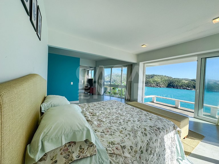 Beautiful house in Ferradura, with unique views of Ferradura
