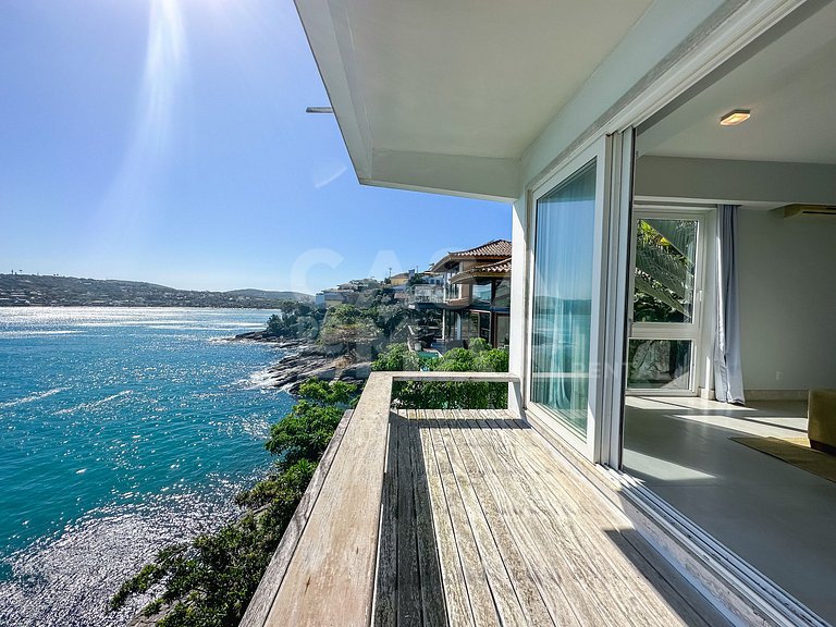 Lindíssima casa na Ferradura, com vista única da Ferradura