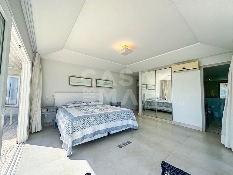 Lindíssima casa na Ferradura, com vista única da Ferradura