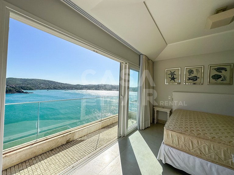 Lindíssima casa na Ferradura, com vista única da Ferradura