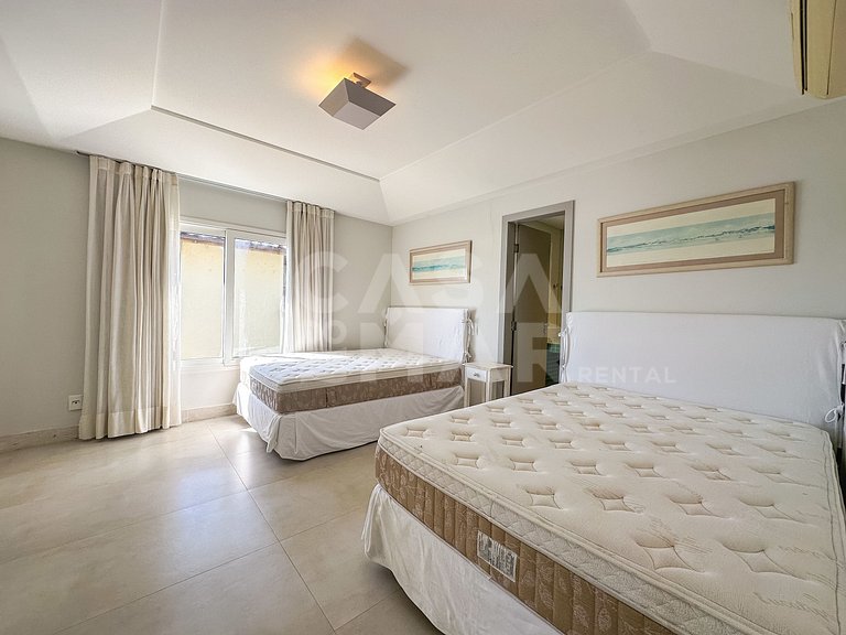 Lindíssima casa na Ferradura, com vista única da Ferradura