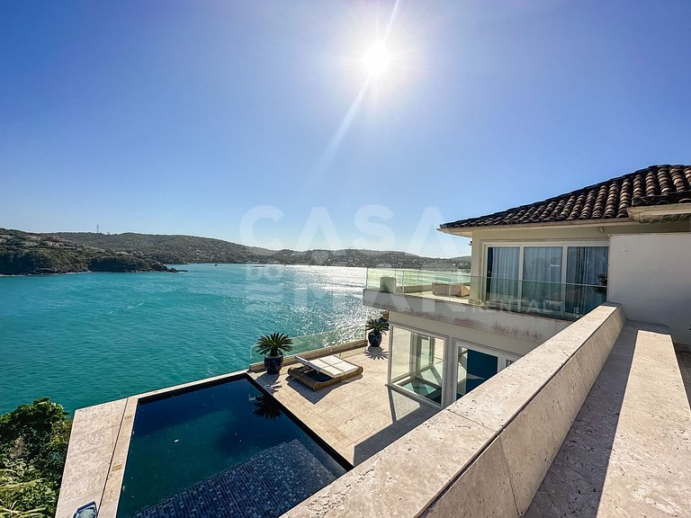 Lindíssima casa na Ferradura, com vista única da Ferradura