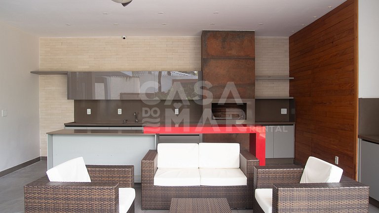 Linda Casa em Condomínio de Luxo na Barra da Tijuca