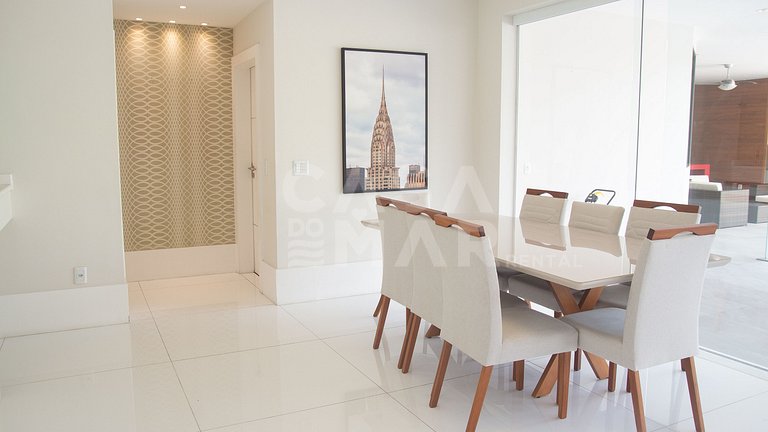 Linda Casa em Condomínio de Luxo na Barra da Tijuca