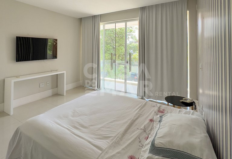 Linda Casa em Condomínio de Luxo na Barra da Tijuca