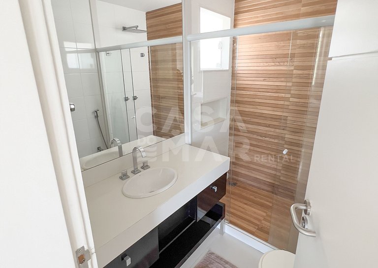 Linda Casa em Condomínio de Luxo na Barra da Tijuca