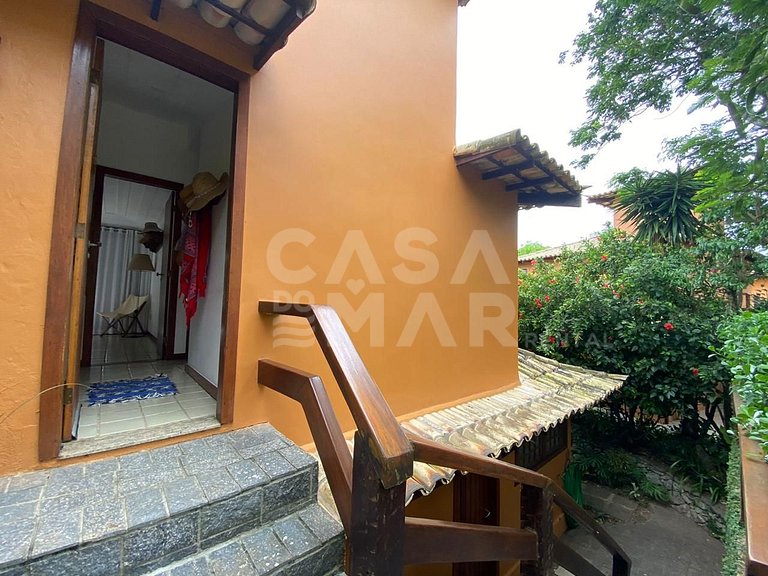 linda casa com tres quartos na praia do forno