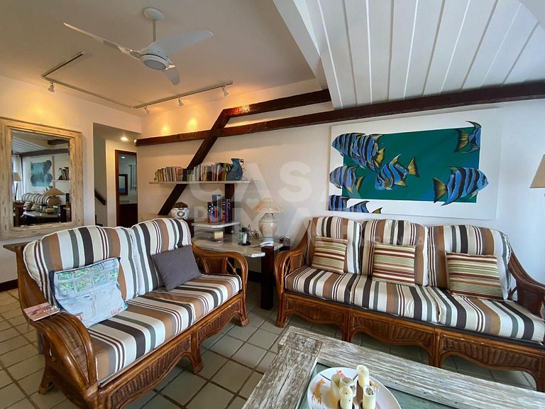 linda casa com tres quartos na praia do forno