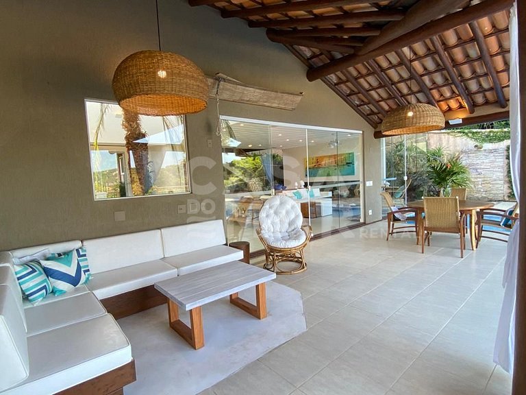 Casa espetacular na Praia da Ferradura, em sua melhor posiçã