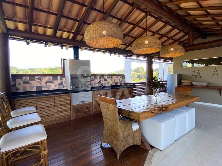 Casa espetacular na Praia da Ferradura, em sua melhor posiçã