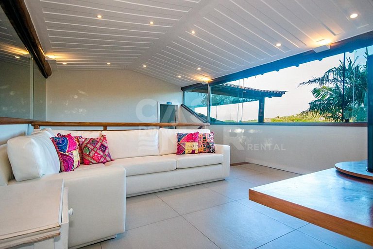 Casa espetacular na Praia da Ferradura, em sua melhor posiçã