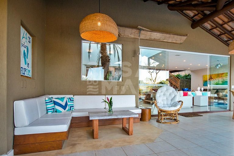 Casa espetacular na Praia da Ferradura, em sua melhor posiçã