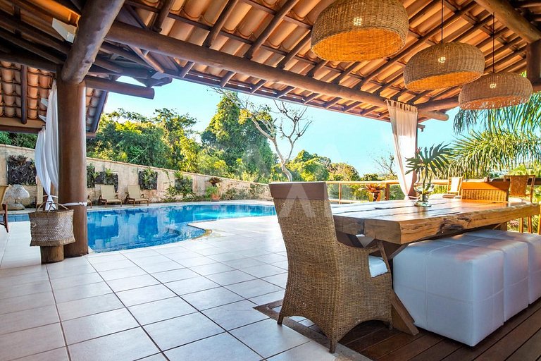 Casa espetacular na Praia da Ferradura, em sua melhor posiçã