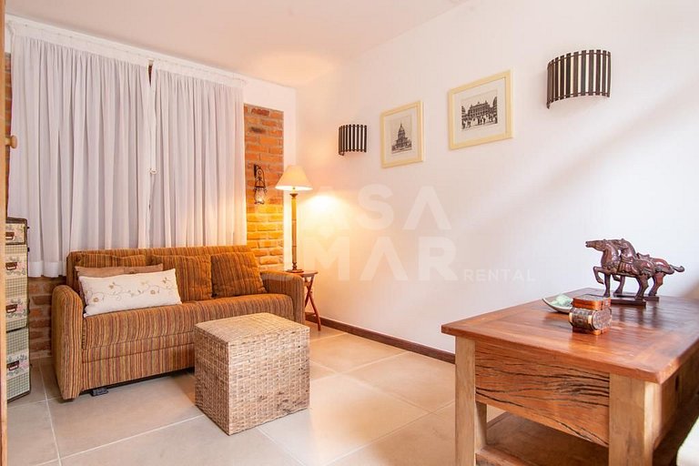 Linda casa que acomoda até 16 pessoas