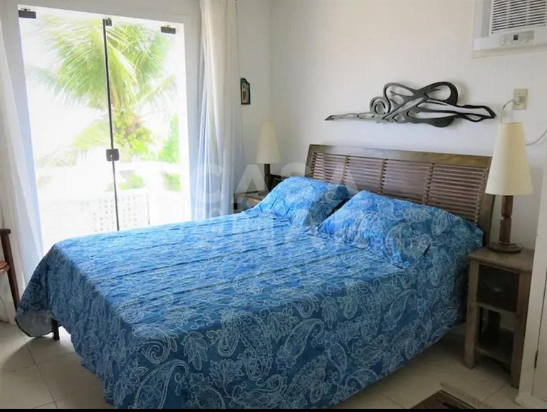 Excelente casa, com vista espetacular, pé na areia em frente